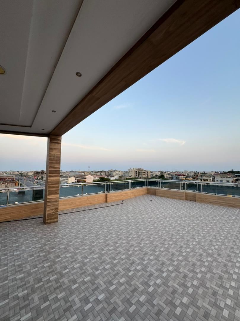 Terrasse avec vue sur Cotonou