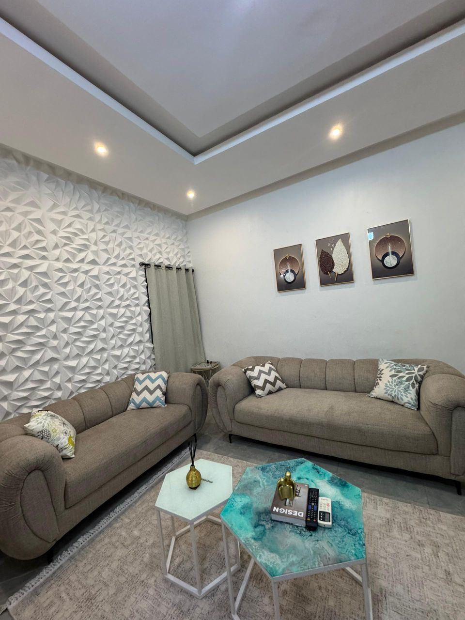Salon contemporain